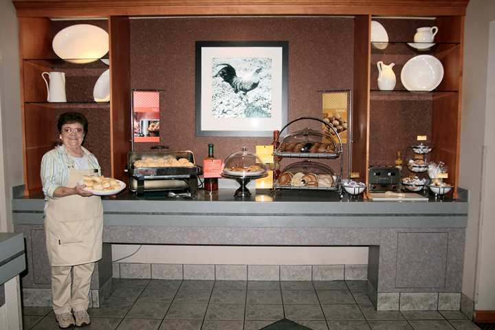 Hampton Appleton-fox River Mall Area Hotel